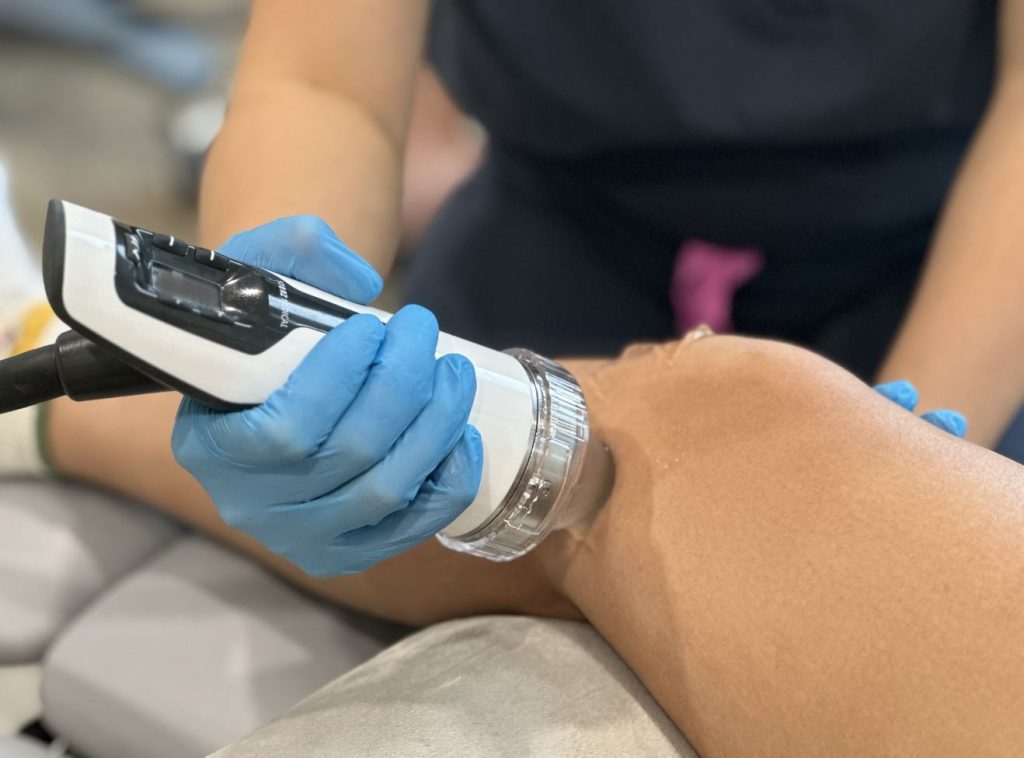 Meniscus Tear Treatment Singapore. Straits Podiatry